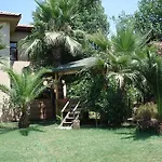 Nirvana Apartmanhotel 4*