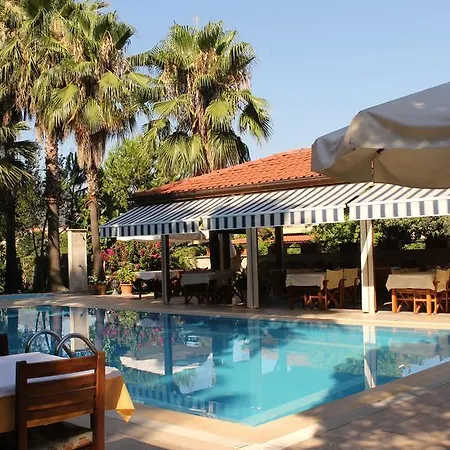 Hotel de apartamente Nirvana 4*