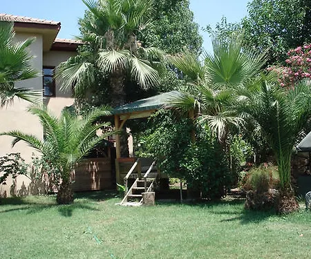 Nirvana Aparthotel 4*