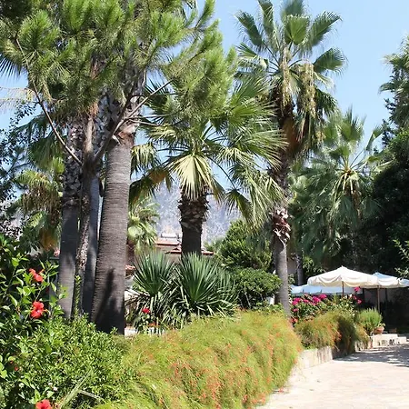 Aparthotel Nirvana 4*